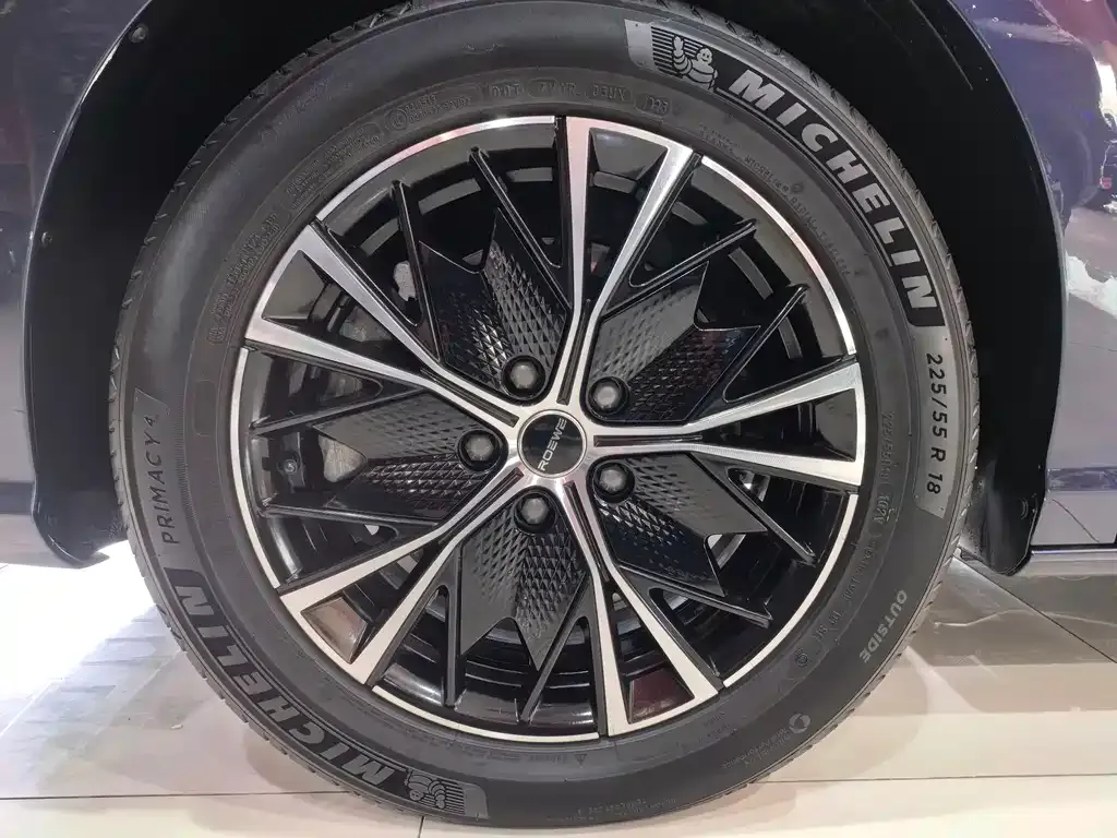 Roewe iMAX8 — фото 4
