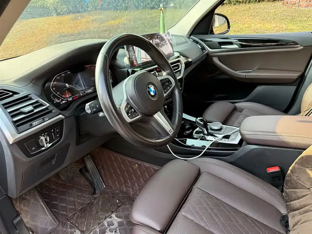 BMW X3 — фото 10