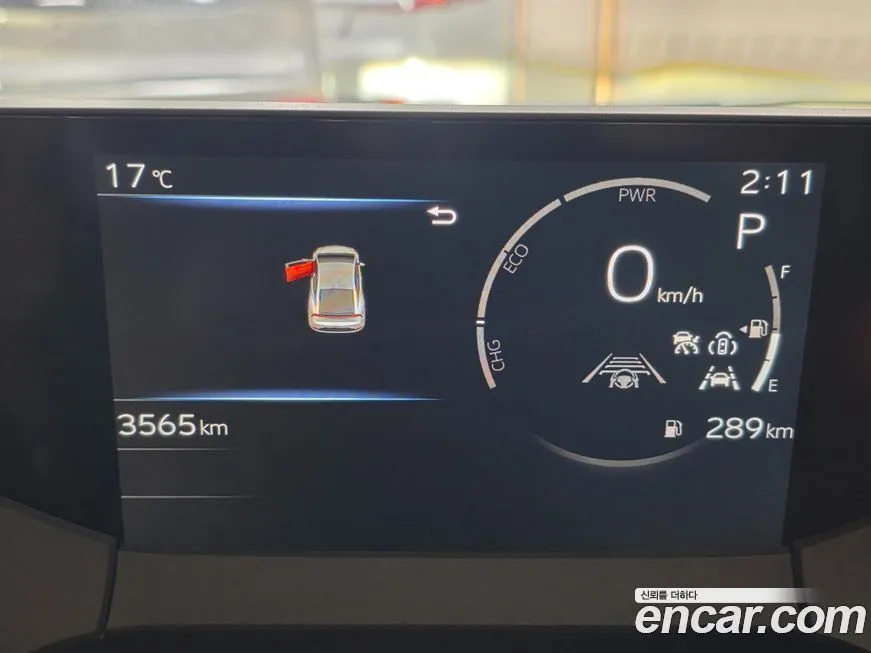 Toyota Prius — фото 7