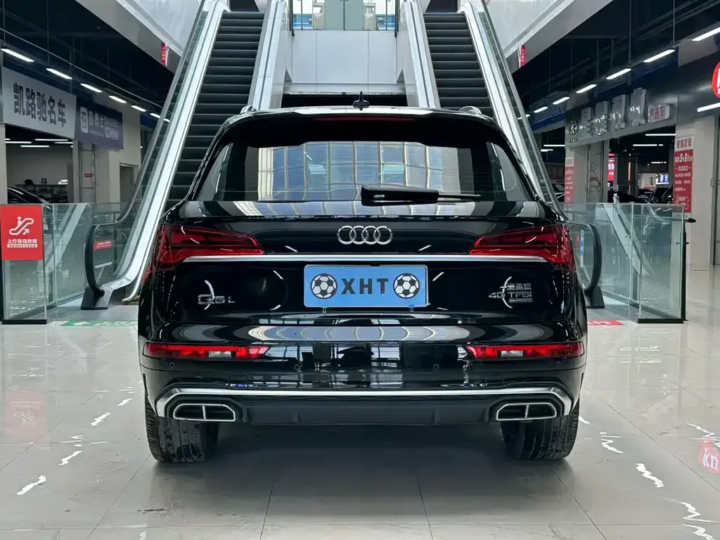Audi Q5L — фото 2