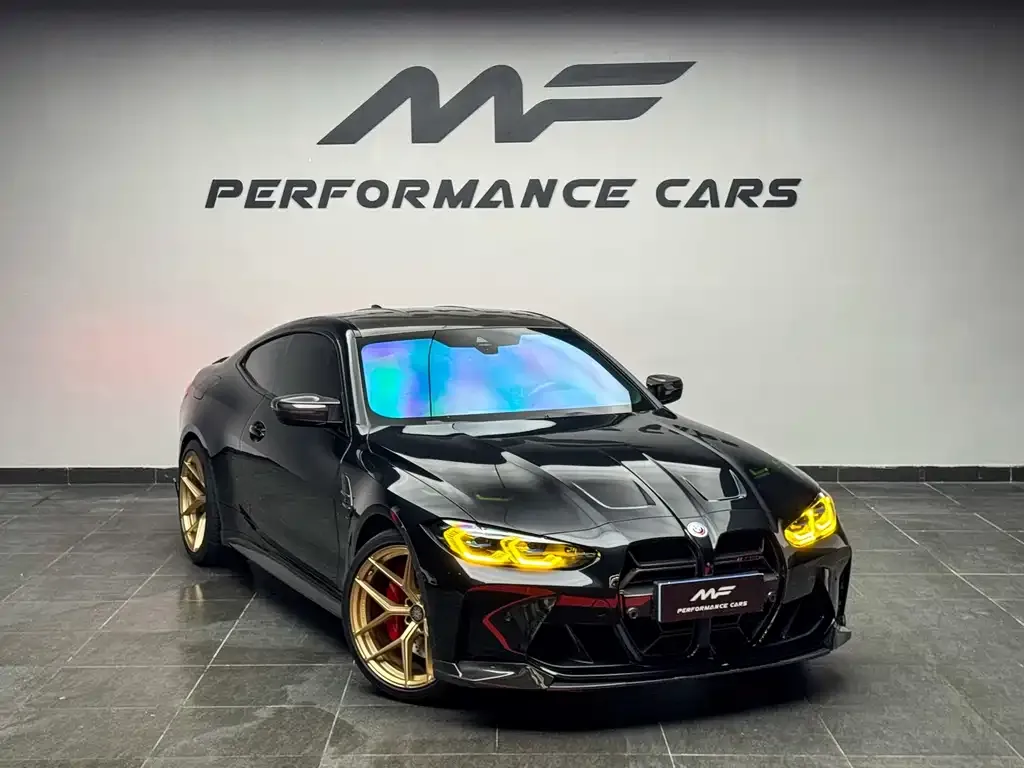 BMW M4 — фото 1