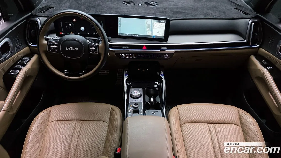 Kia Sorento — фото 7