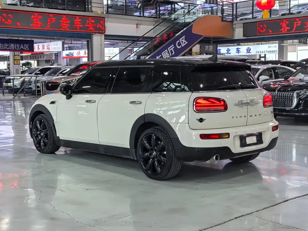 MINI Clubman — фото 6