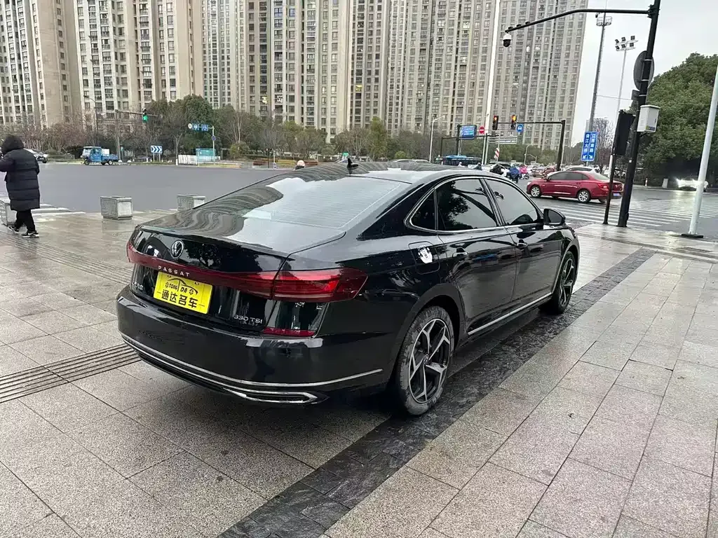 Volkswagen Passat — фото 9