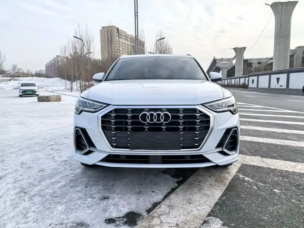Audi Q3 — фото 9