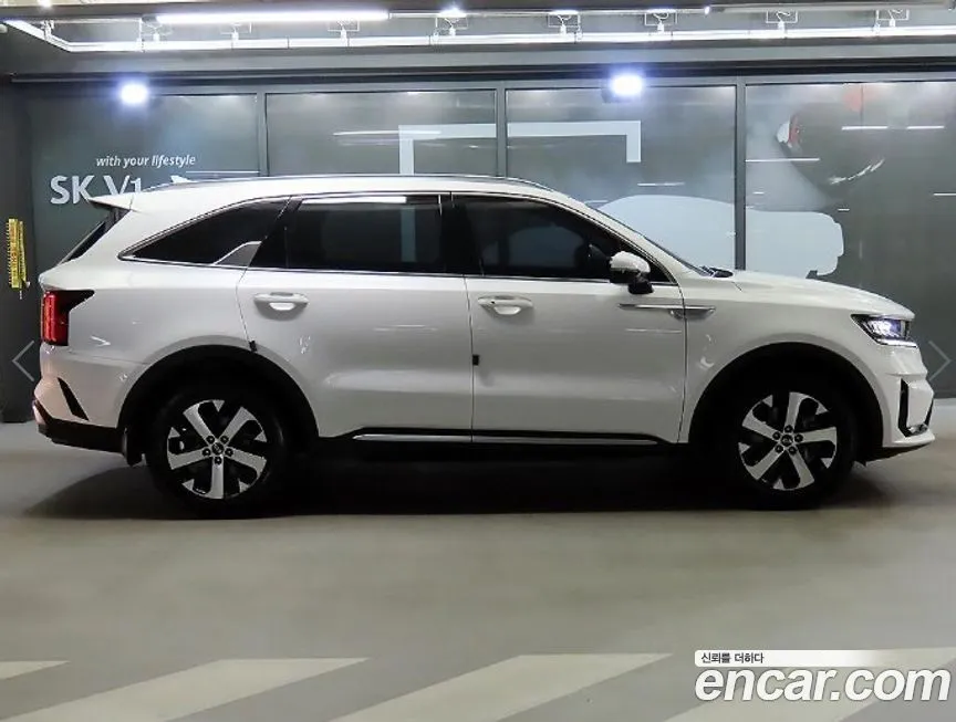 Kia Sorento — фото 6