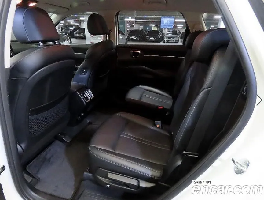 Kia Sorento — фото 3