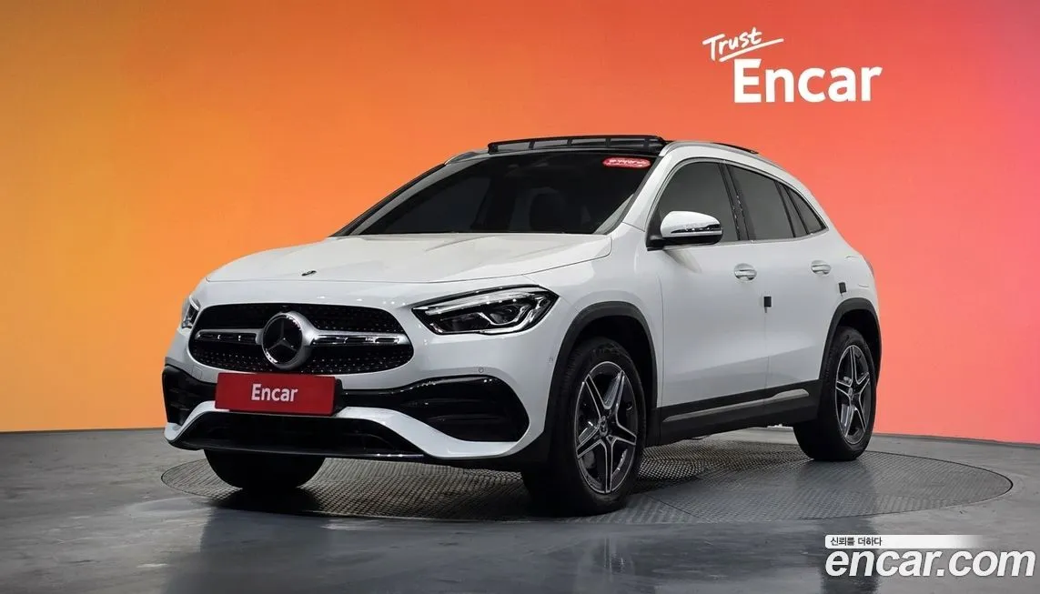 Mercedes-Benz GLA-Class — фото 1