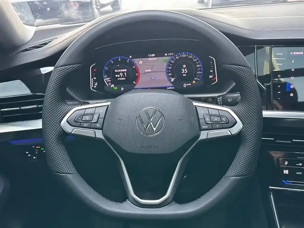 Volkswagen Passat — фото 2