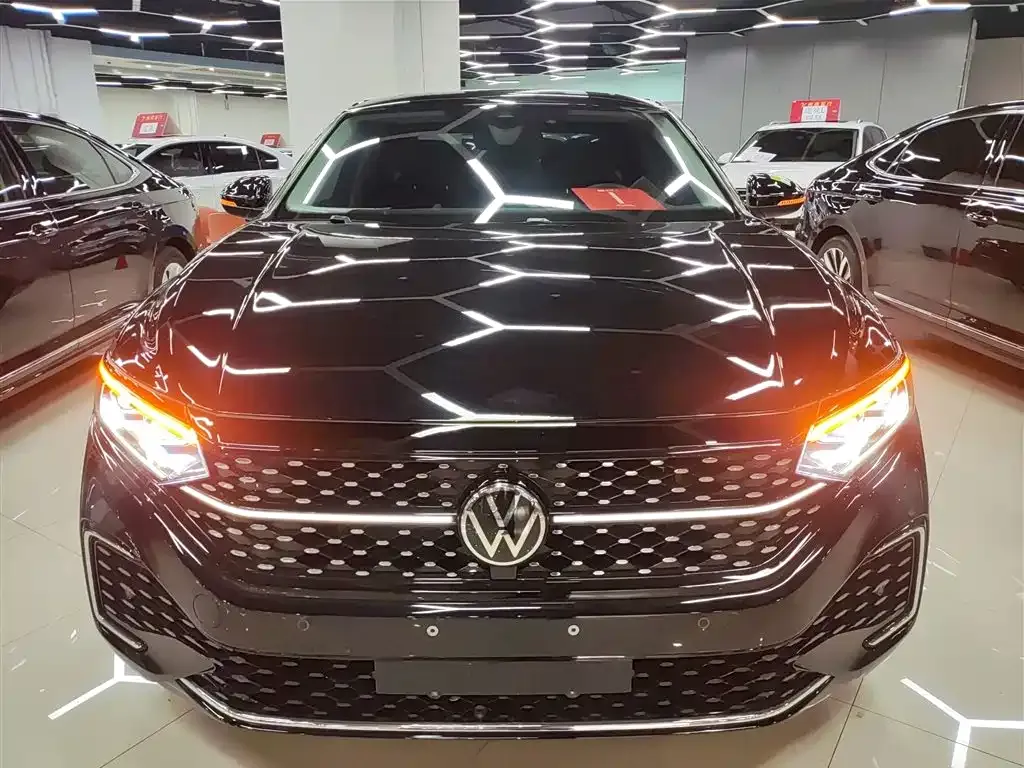 Volkswagen Passat — фото 3