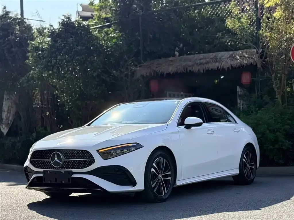 Mercedes-Benz A-Class — фото 1