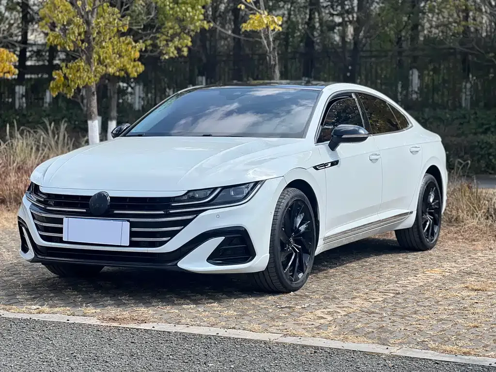 Volkswagen CC — фото 1