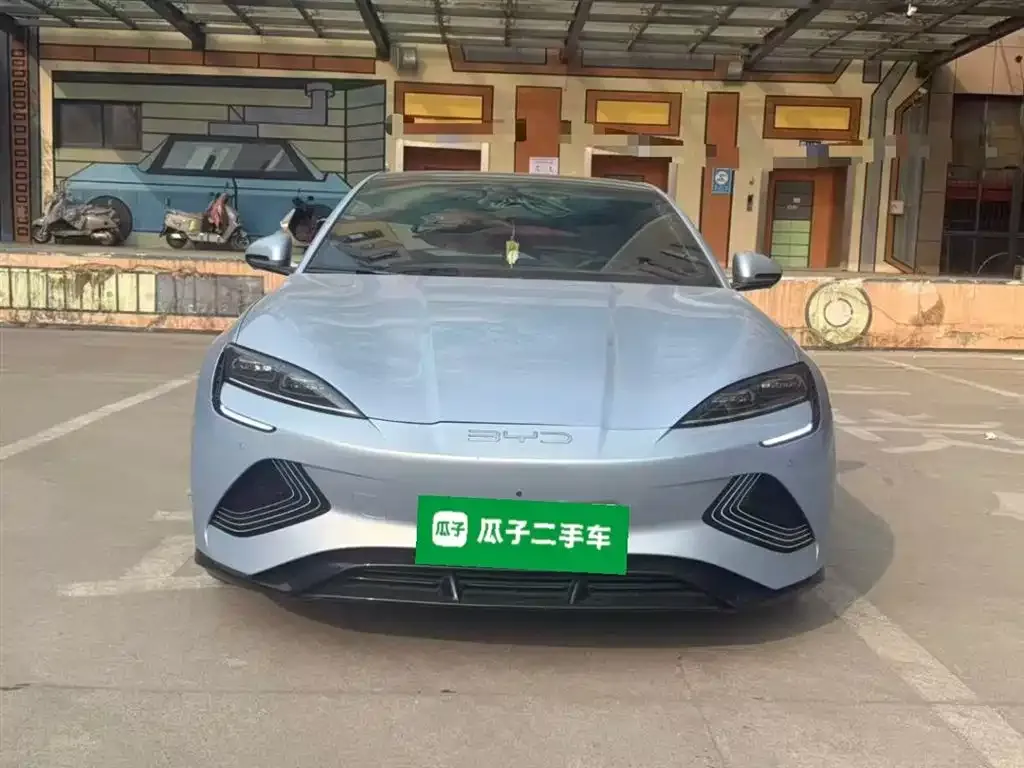 BYD Seal — фото 3
