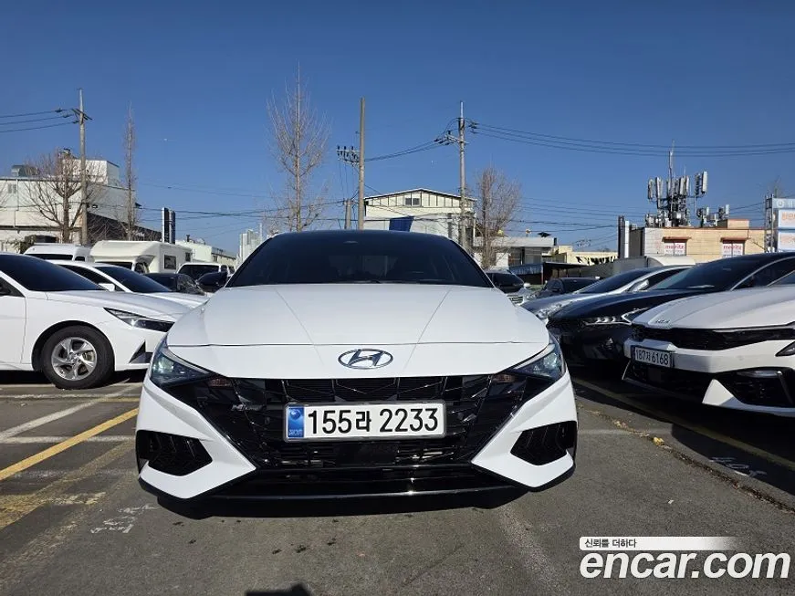Hyundai AVANTE — фото 1