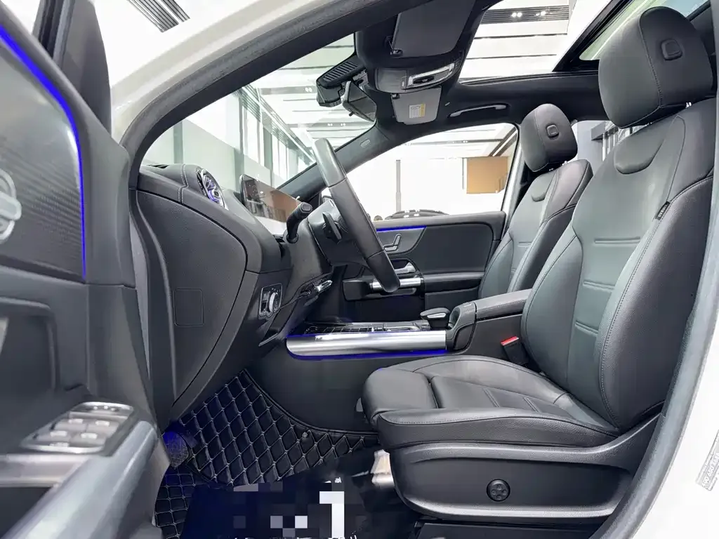 Mercedes-Benz GLA — фото 5