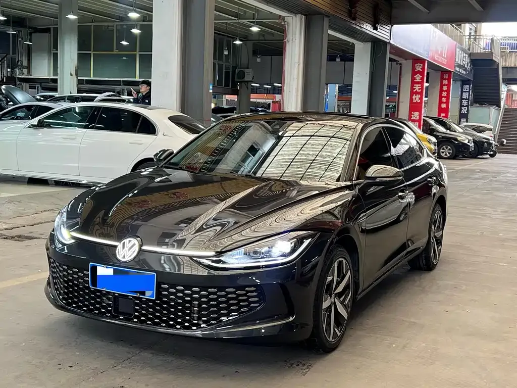 Volkswagen Lamando — фото 1