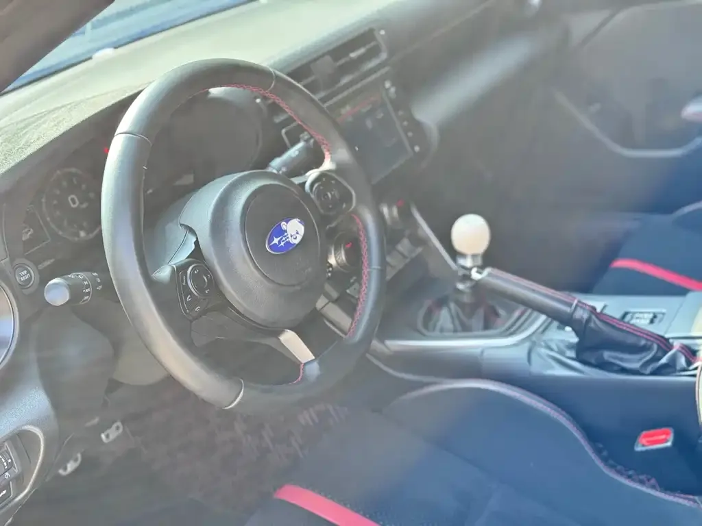 Subaru BRZ — фото 2