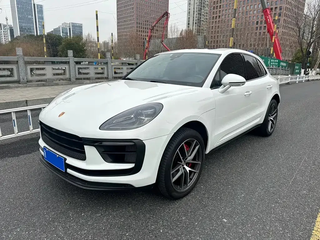 Porsche Macan — фото 1