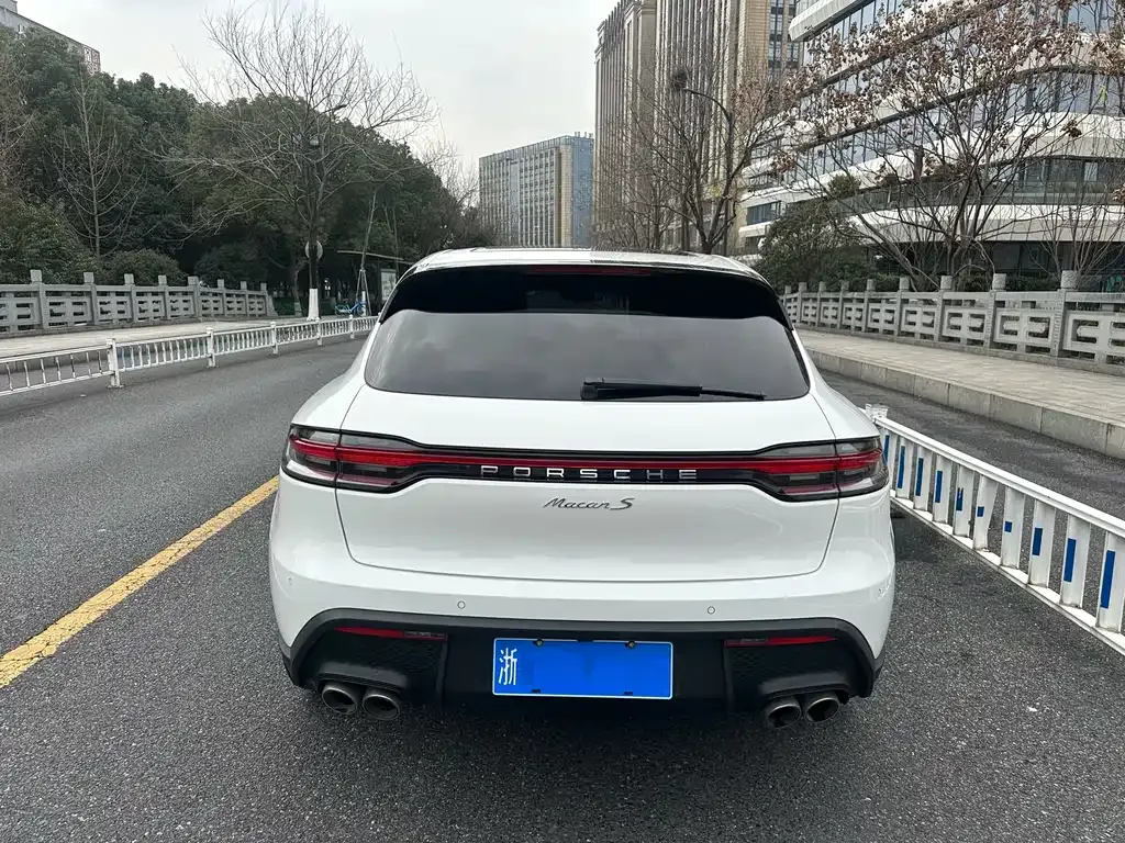 Porsche Macan — фото 10