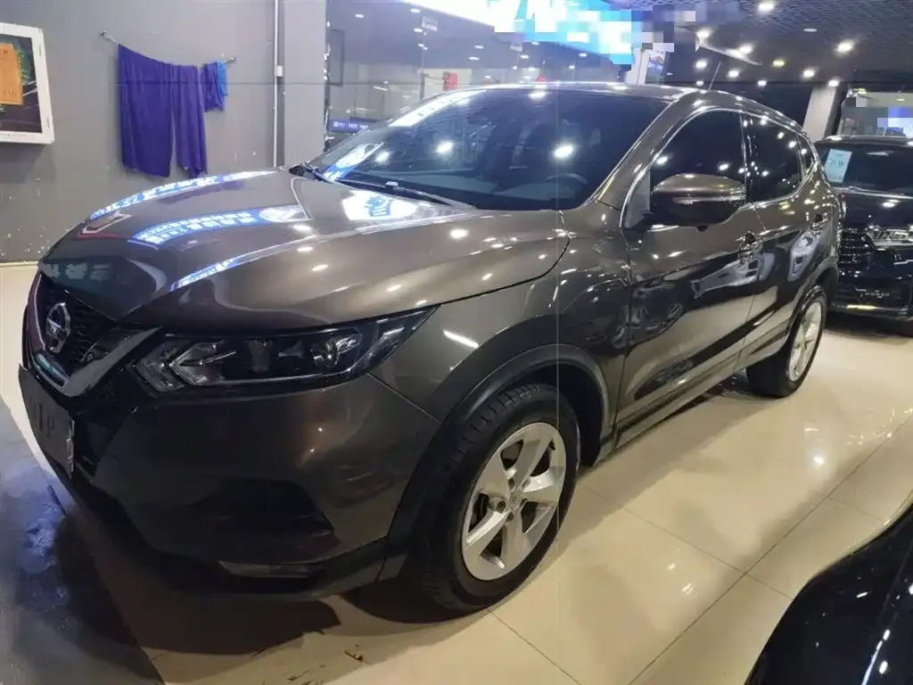 Nissan Qashqai — фото 5