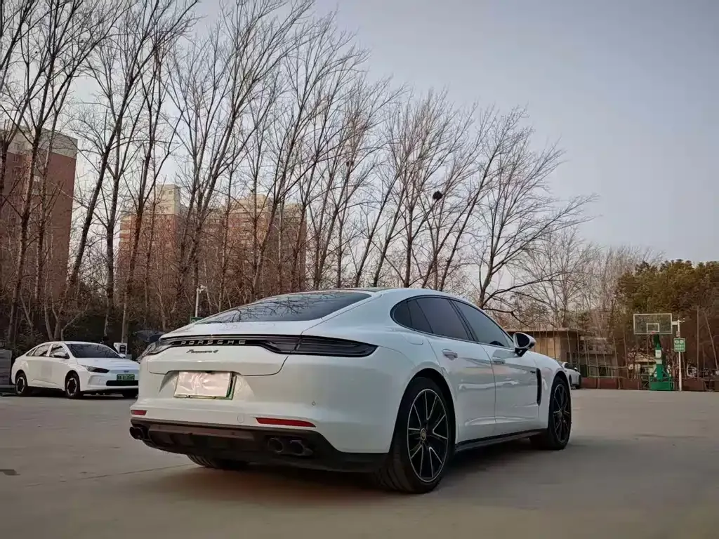 Porsche Panamera Hybrid — фото 5