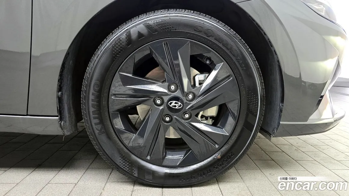 Hyundai AVANTE — фото 7