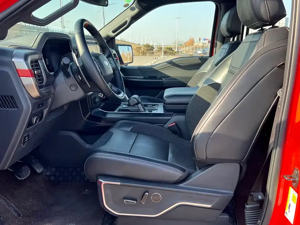 Ford F-150 Raptor — фото 10