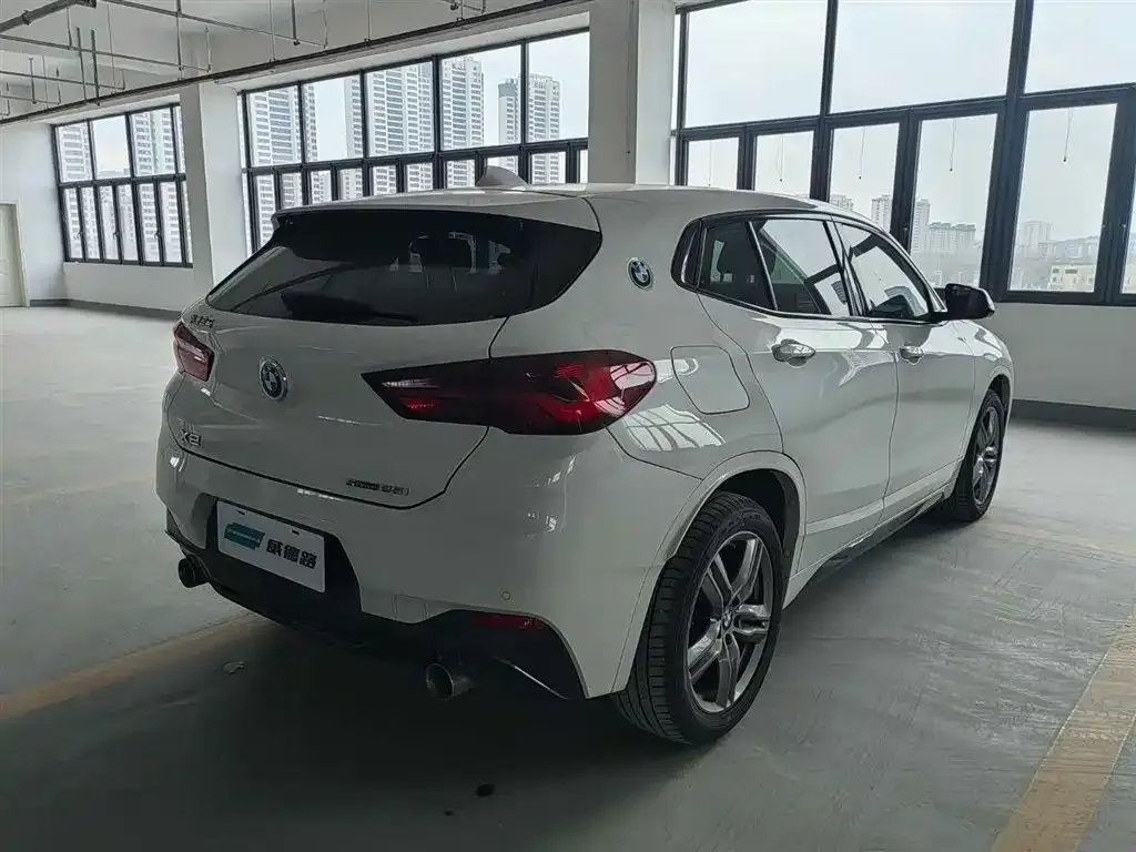 BMW X2 — фото 6