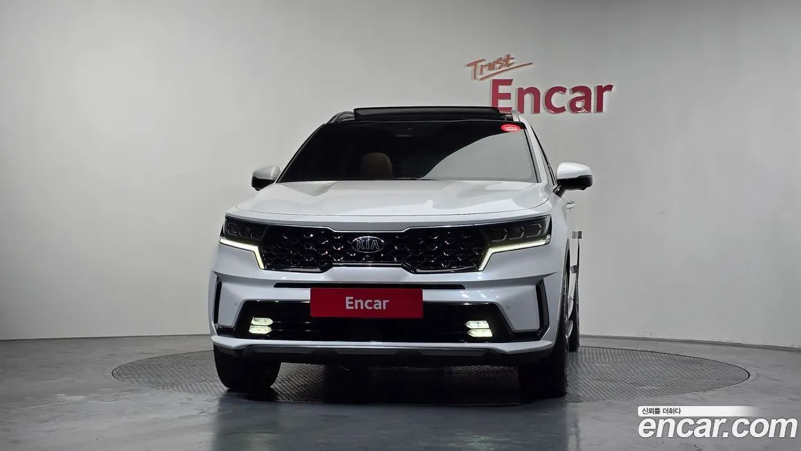 Kia Sorento — фото 4