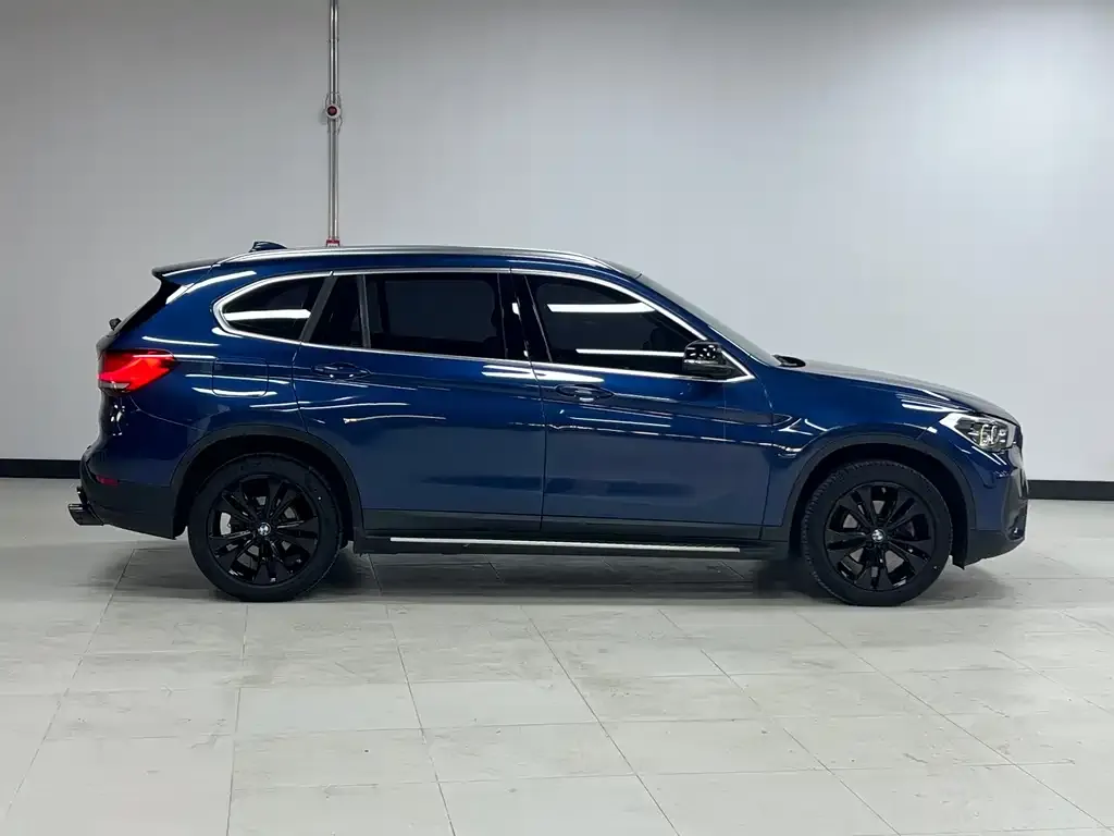 BMW X1 — фото 3