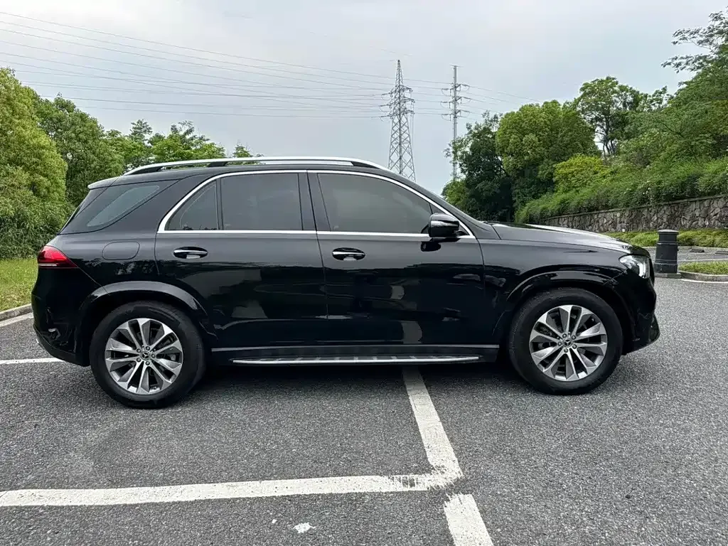 Mercedes-Benz GLE — фото 6
