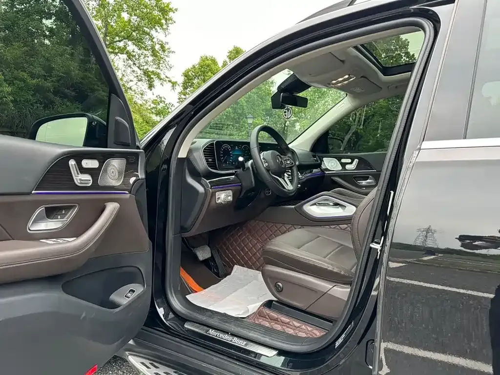Mercedes-Benz GLE — фото 10