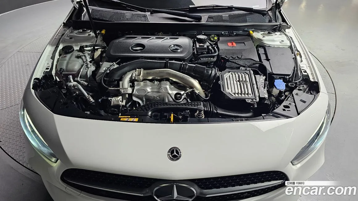 Mercedes-Benz A-Class — фото 10