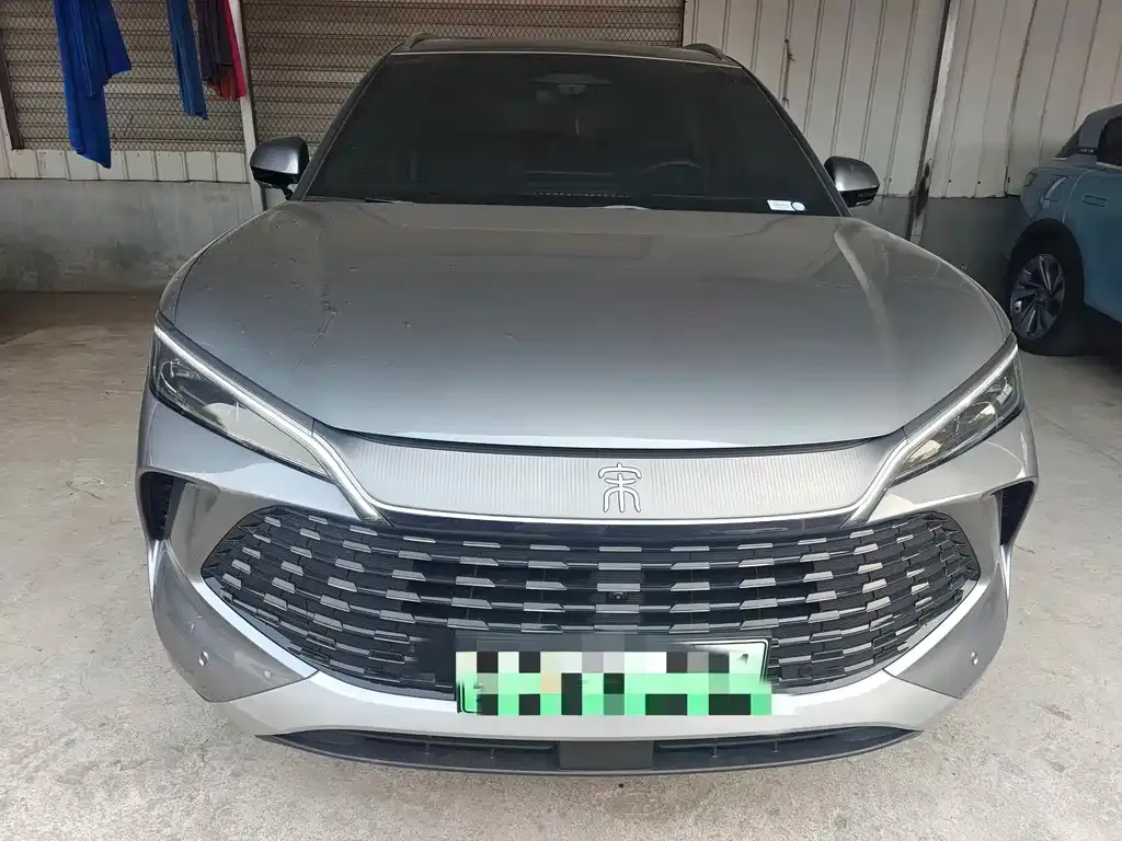 BYD L DM-i — фото 7