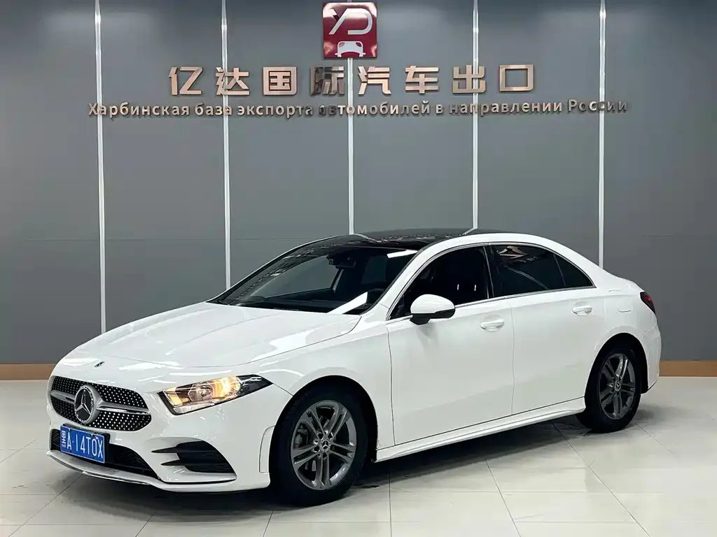 Mercedes-Benz A-Class — фото 1
