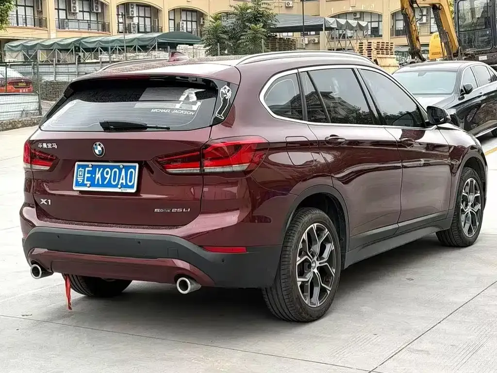 BMW X1 — фото 3