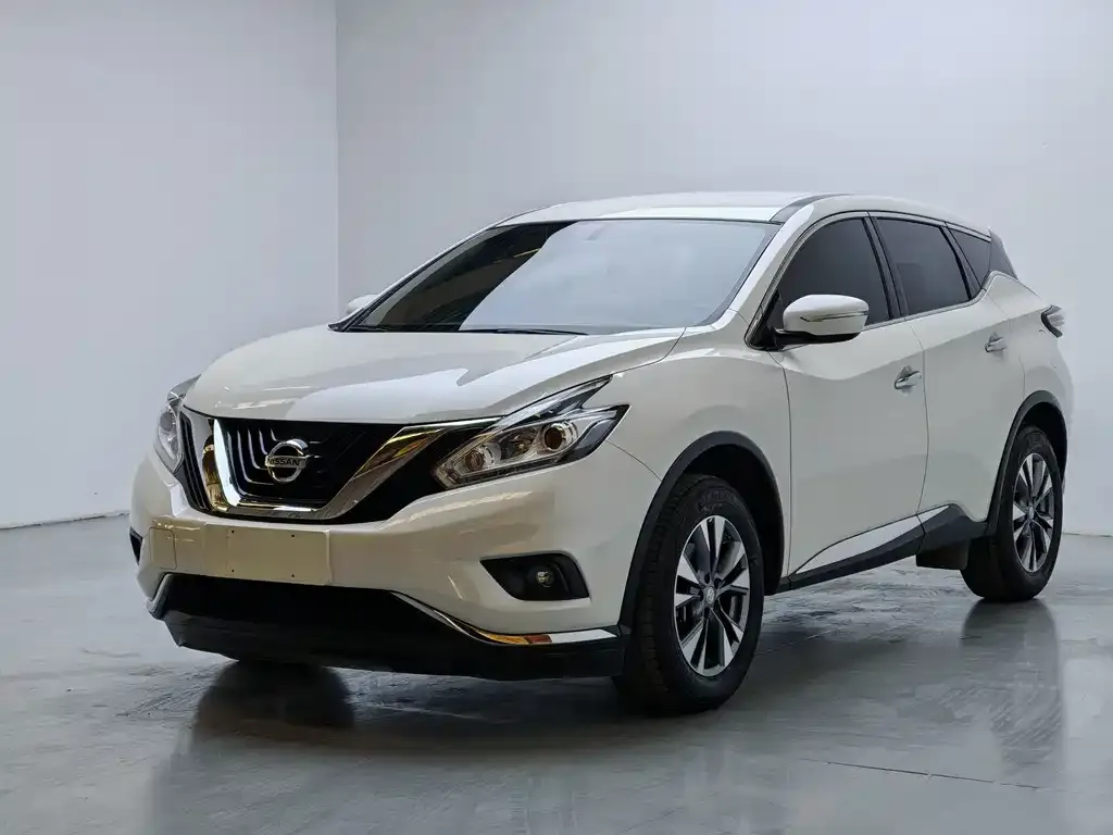 Nissan Murano — фото 1