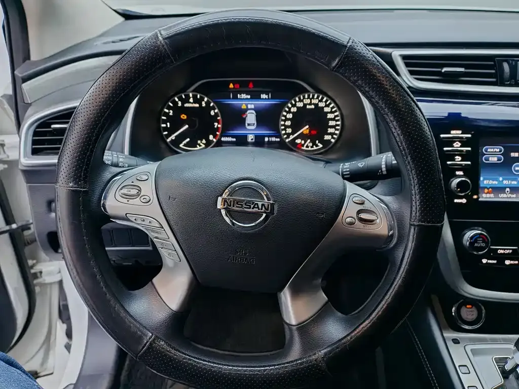 Nissan Murano — фото 9