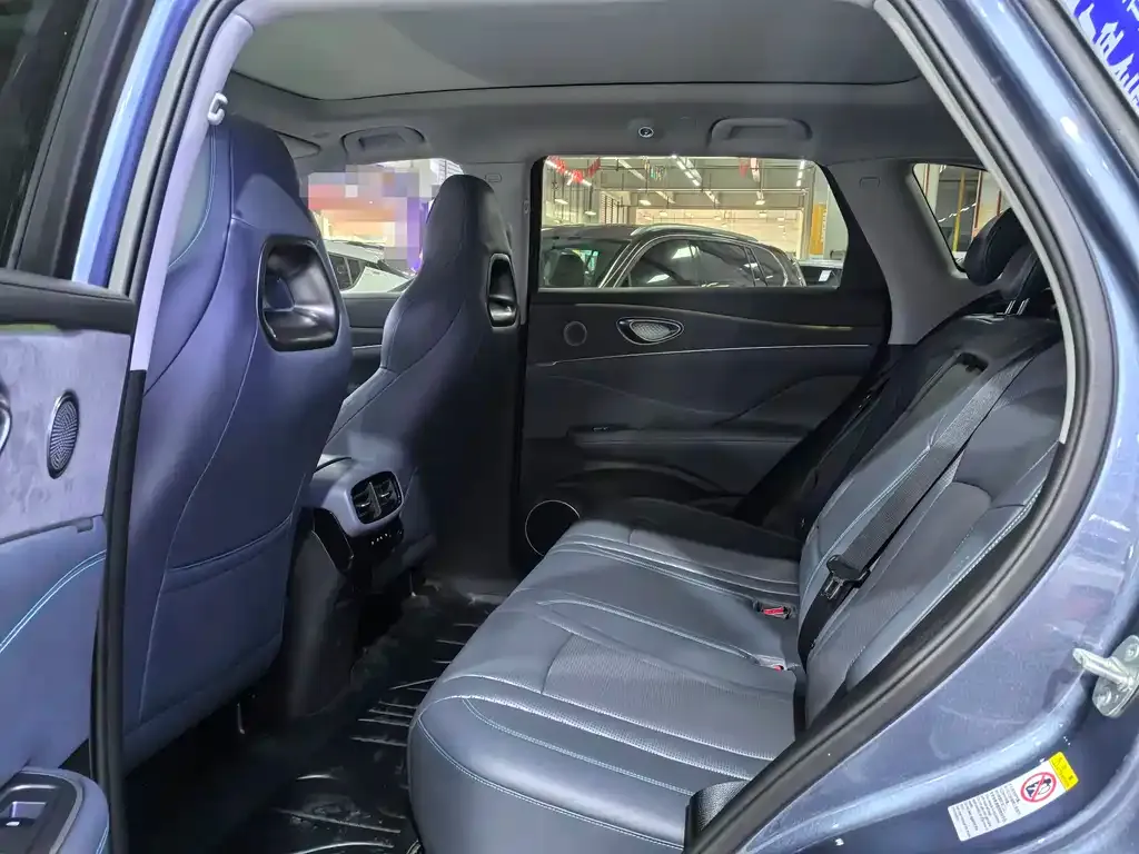 BYD Hiace 07 DM-i — фото 6