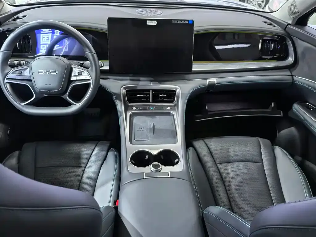 BYD Hiace 07 DM-i — фото 10
