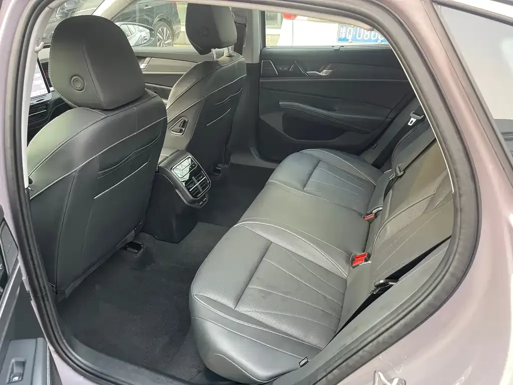 Volkswagen Passat — фото 3