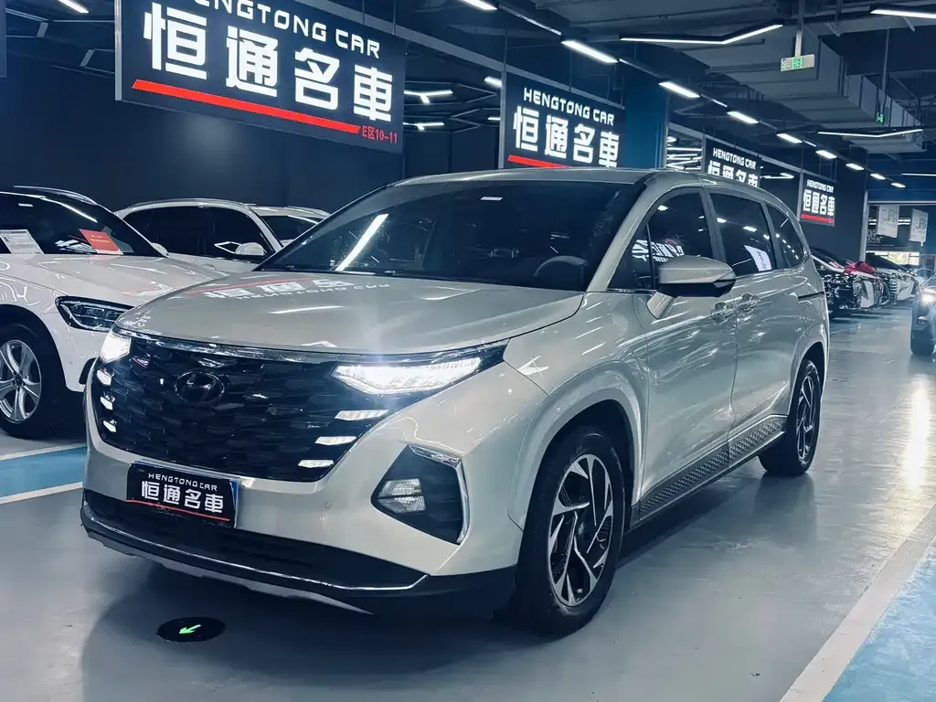 Hyundai Custo — фото 1