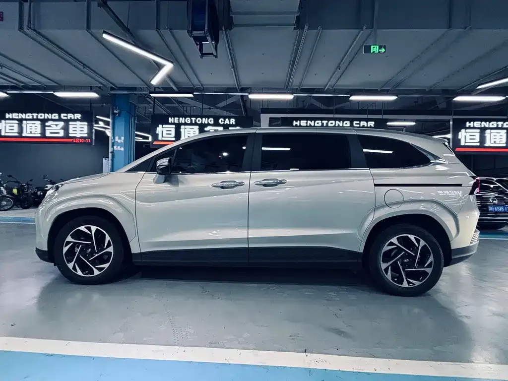 Hyundai Custo — фото 2