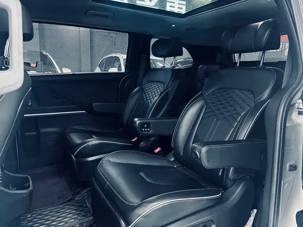 Hyundai Custo — фото 4