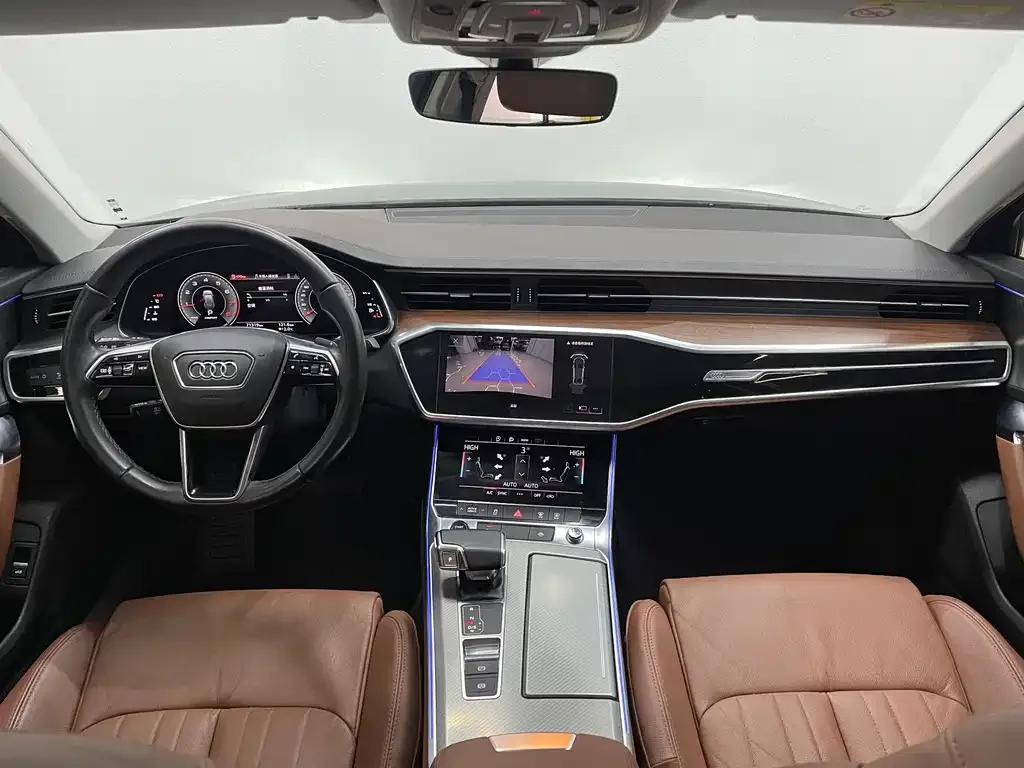 Audi A6L — фото 8
