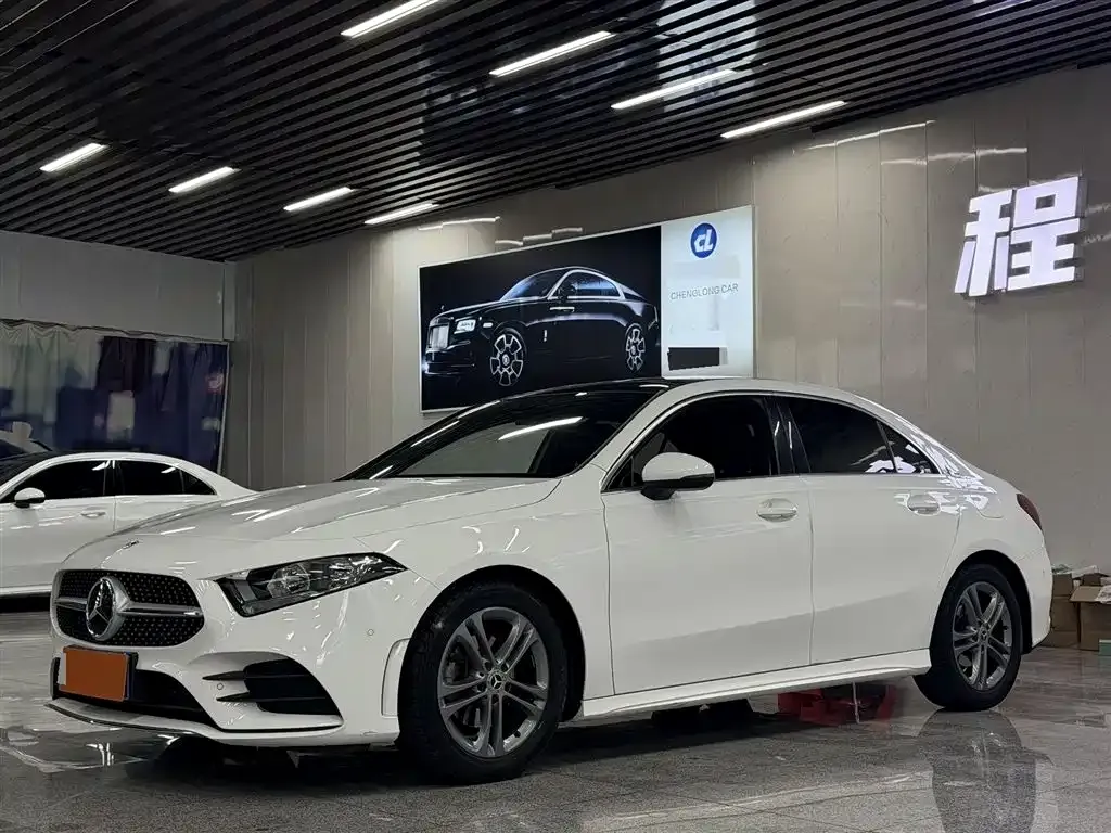 Mercedes-Benz A-Class — фото 1
