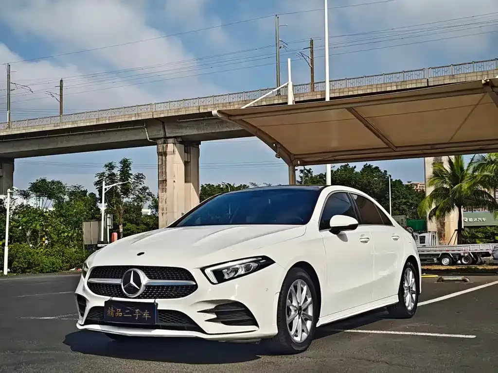 Mercedes-Benz A-Class — фото 1
