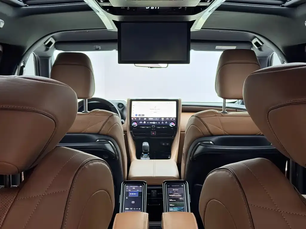 Toyota Vellfire — фото 10
