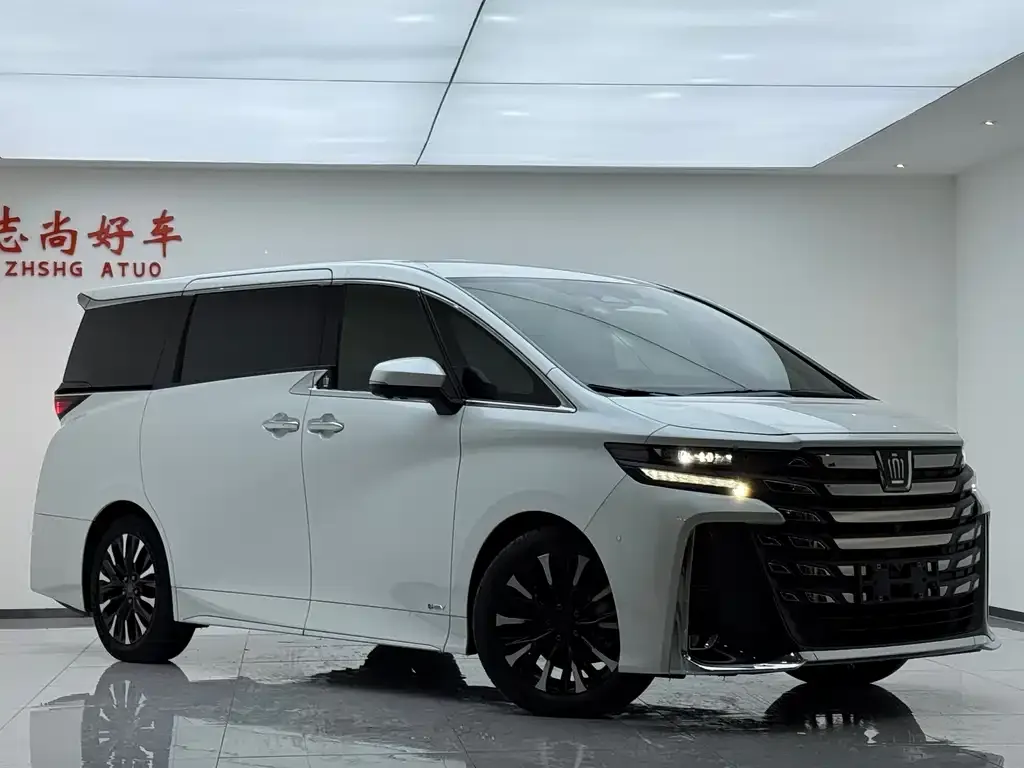 Toyota Vellfire — фото 7