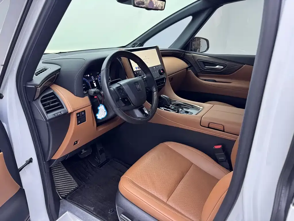 Toyota Vellfire — фото 4